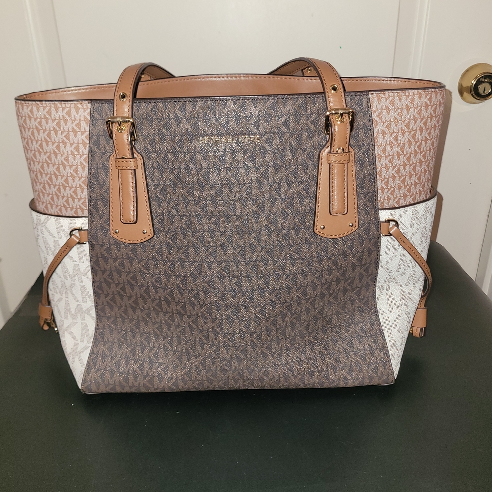 Michael Kors Brown and White Women's Bag